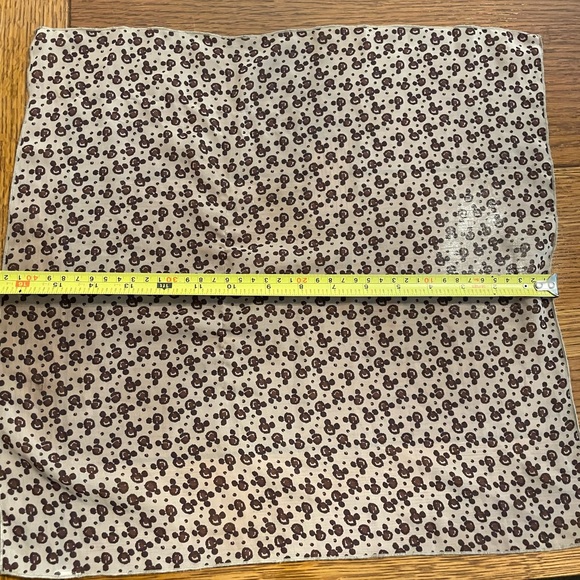 Disney scarf - Picture 5 of 5